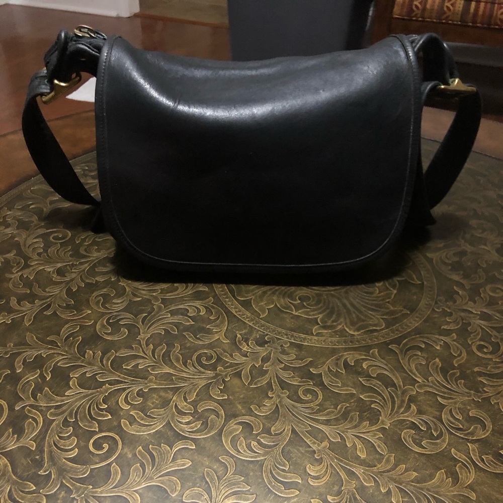 100% Authentic Coach Extra Large Shoulder Bag